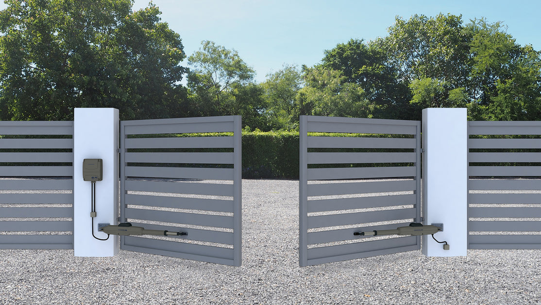 Drehtorantrieb für ein- und zweiflügelige Standard-Drehtore inkl. Design-Handsender und Infrarot Lichtschranken-Set